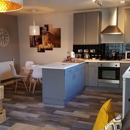 Apartamento New Contemporary Flat Minutes From Airport & Nec Marston Green Exterior foto